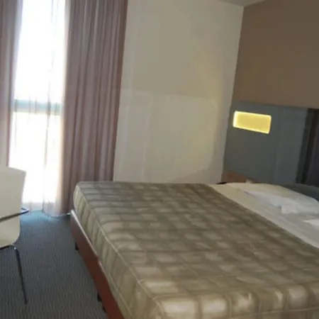 Idea 4* Savona