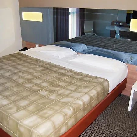 Hotel Idea 4*