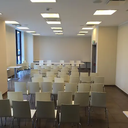 イデア プラス 4* サヴォーナ