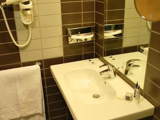 加萨沃纳酒店 萨沃纳